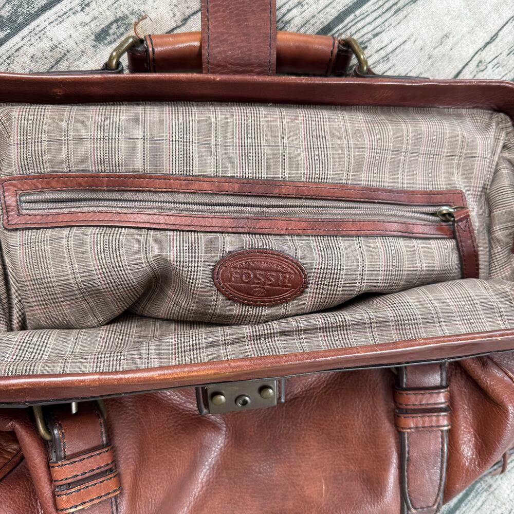 Fossil Brown Leather Messenger Briefcase - Picture 8 of 16